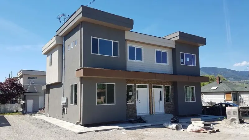 Finished modern duplex built by Comark