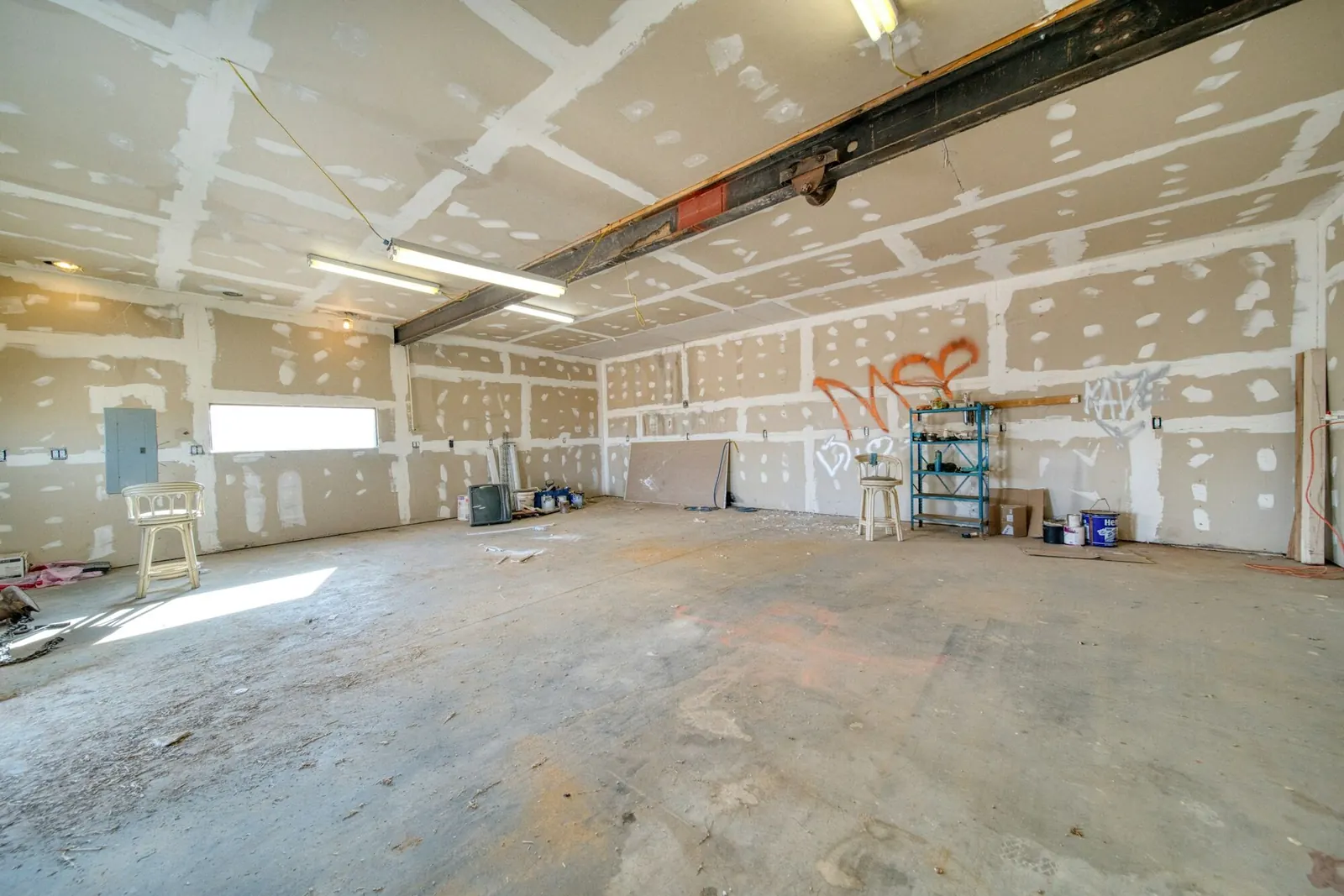 Garages & Shops before renovation